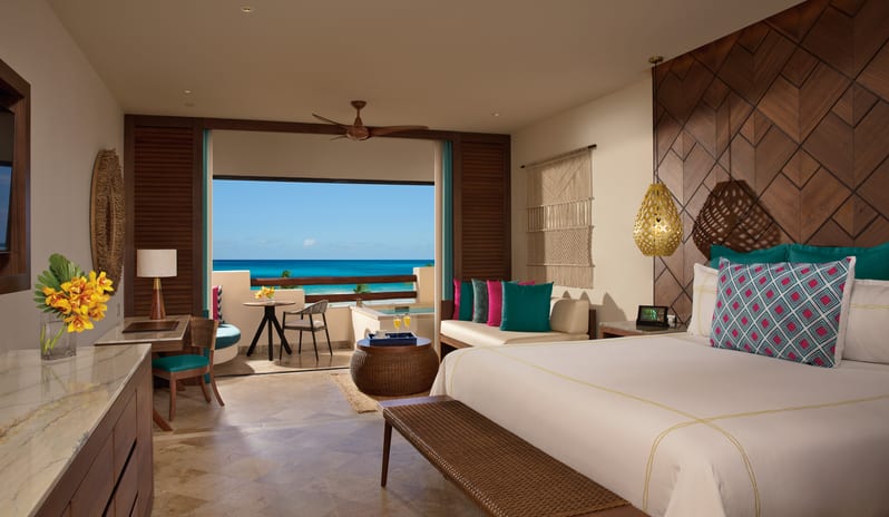 SECRETS MAROMA BEACH RESORT - PREFERRED CLUB JUNIOR SUITE OCEAN FRONT